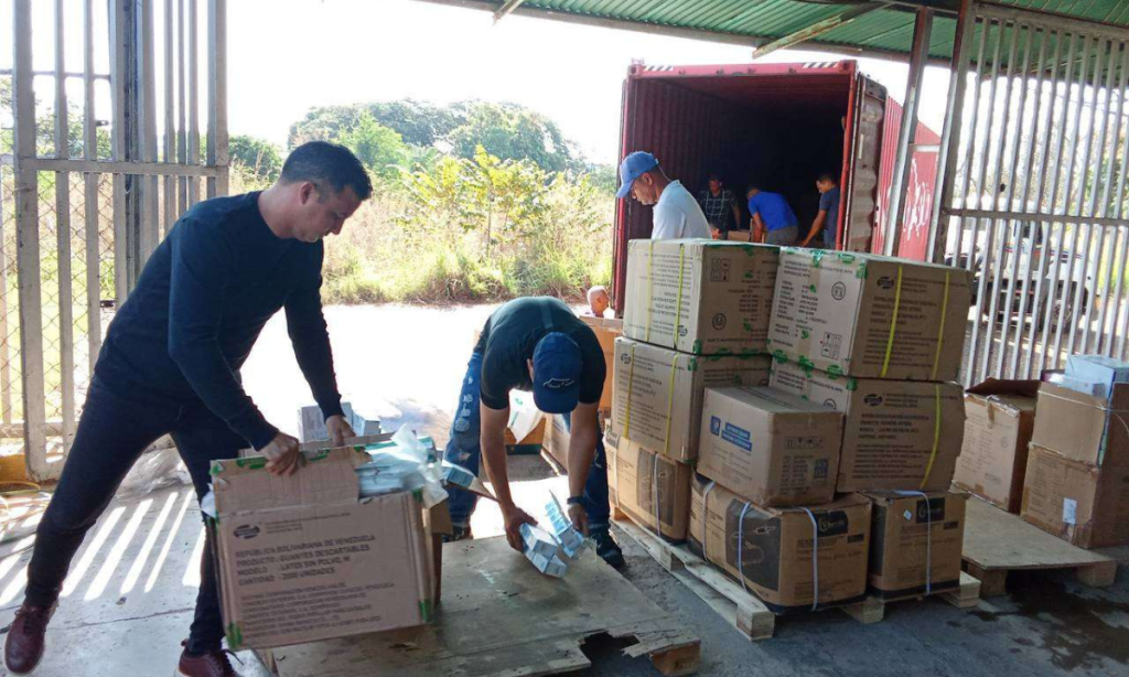 Foto: Cortesía MinSalud / Cojedes recibió insumos médicos y quirúrgicos.