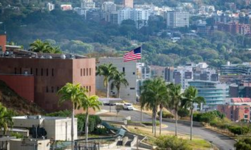 Foto: Cortesía New Noticias / EE.UU. realiza simulacro en embajada de Caracas.